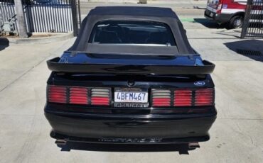 Ford-Mustang-1993-15