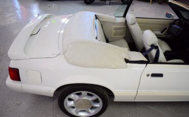 Ford-Mustang-1993-16