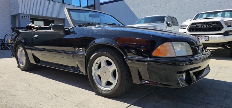 Ford-Mustang-1993-23