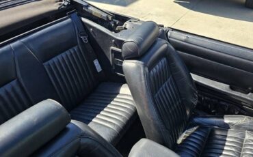 Ford-Mustang-1993-29