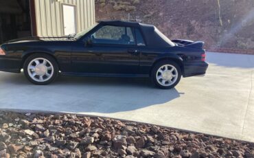 Ford-Mustang-1993-Black-Black-2