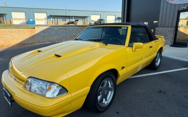 Ford-Mustang-1993-Black-Black-25