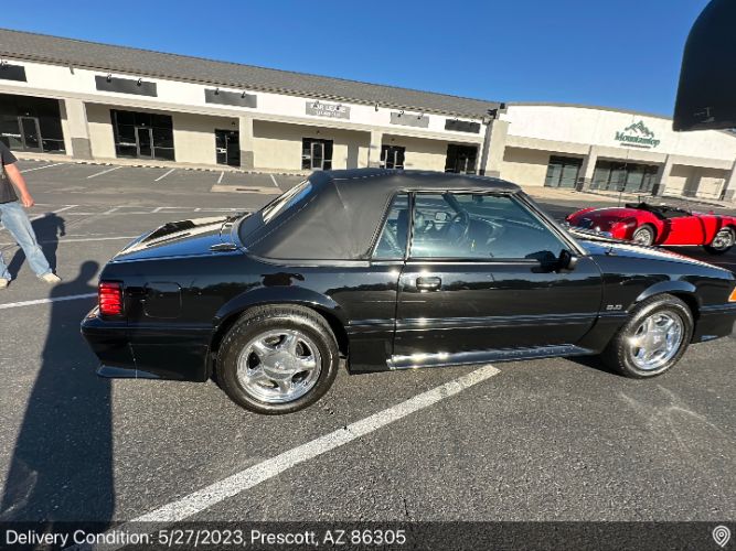 Ford-Mustang-1993-Black-Black-3