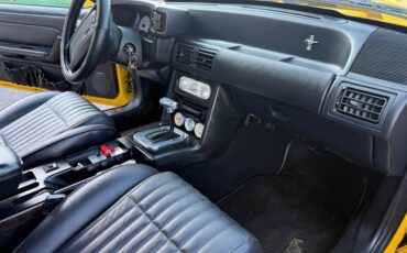 Ford-Mustang-1993-Black-Black-35