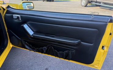 Ford-Mustang-1993-Black-Black-37