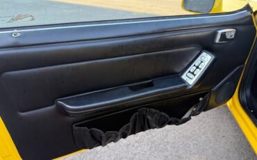 Ford-Mustang-1993-Black-Black-38