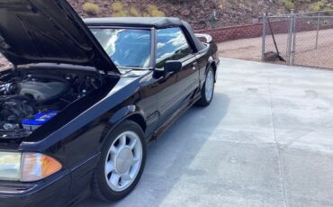 Ford-Mustang-1993-Black-Black-4