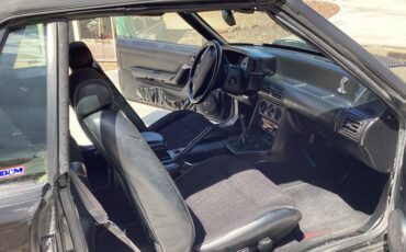 Ford-Mustang-1993-Black-Black-5