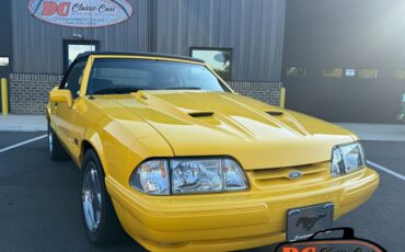 Ford-Mustang-1993-Black-Black