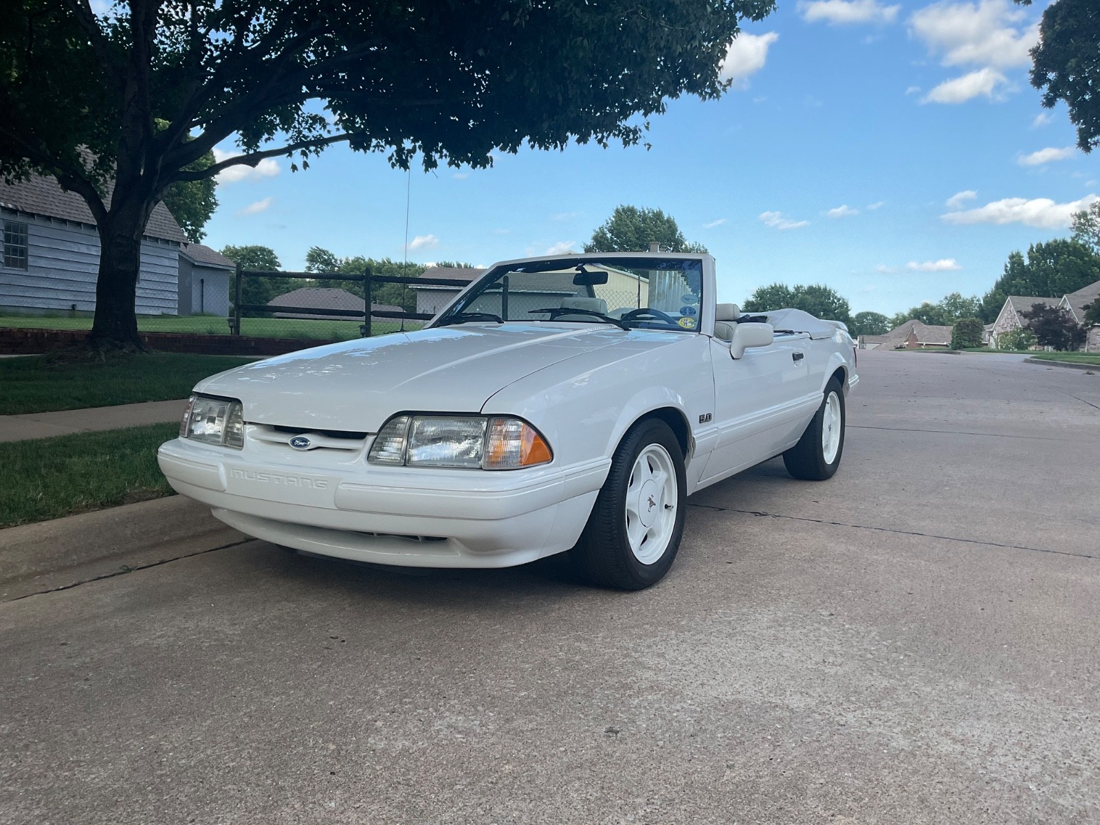 Ford-Mustang-1993-Convertible-1
