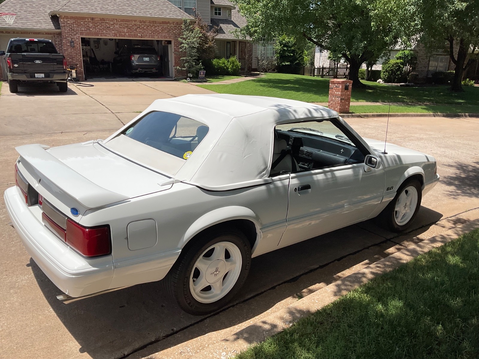Ford-Mustang-1993-Convertible-17
