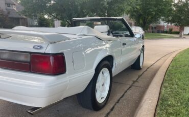 Ford-Mustang-1993-Convertible-3