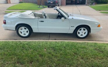 Ford-Mustang-1993-Convertible-4