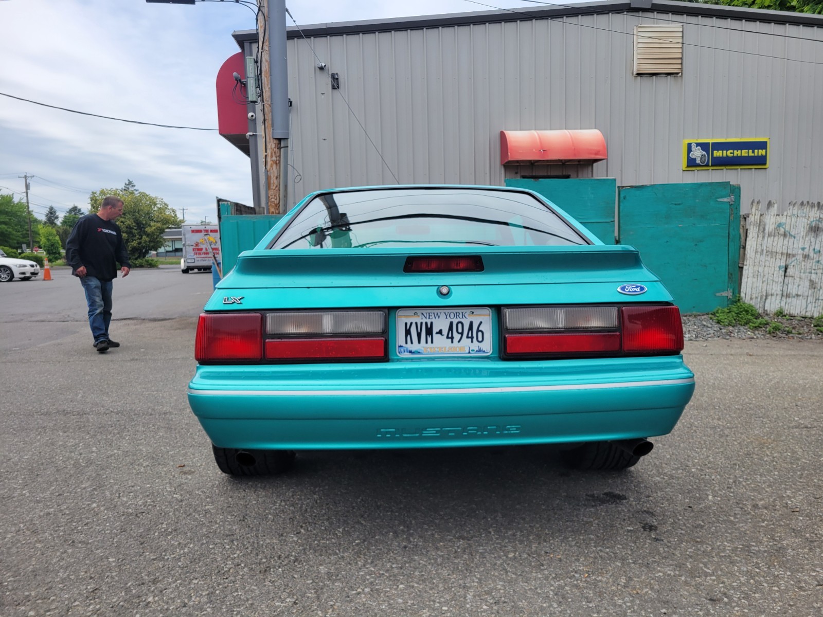 Ford-Mustang-1993-Hatchback-1