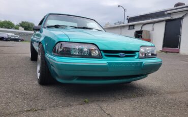 Ford-Mustang-1993-Hatchback-2