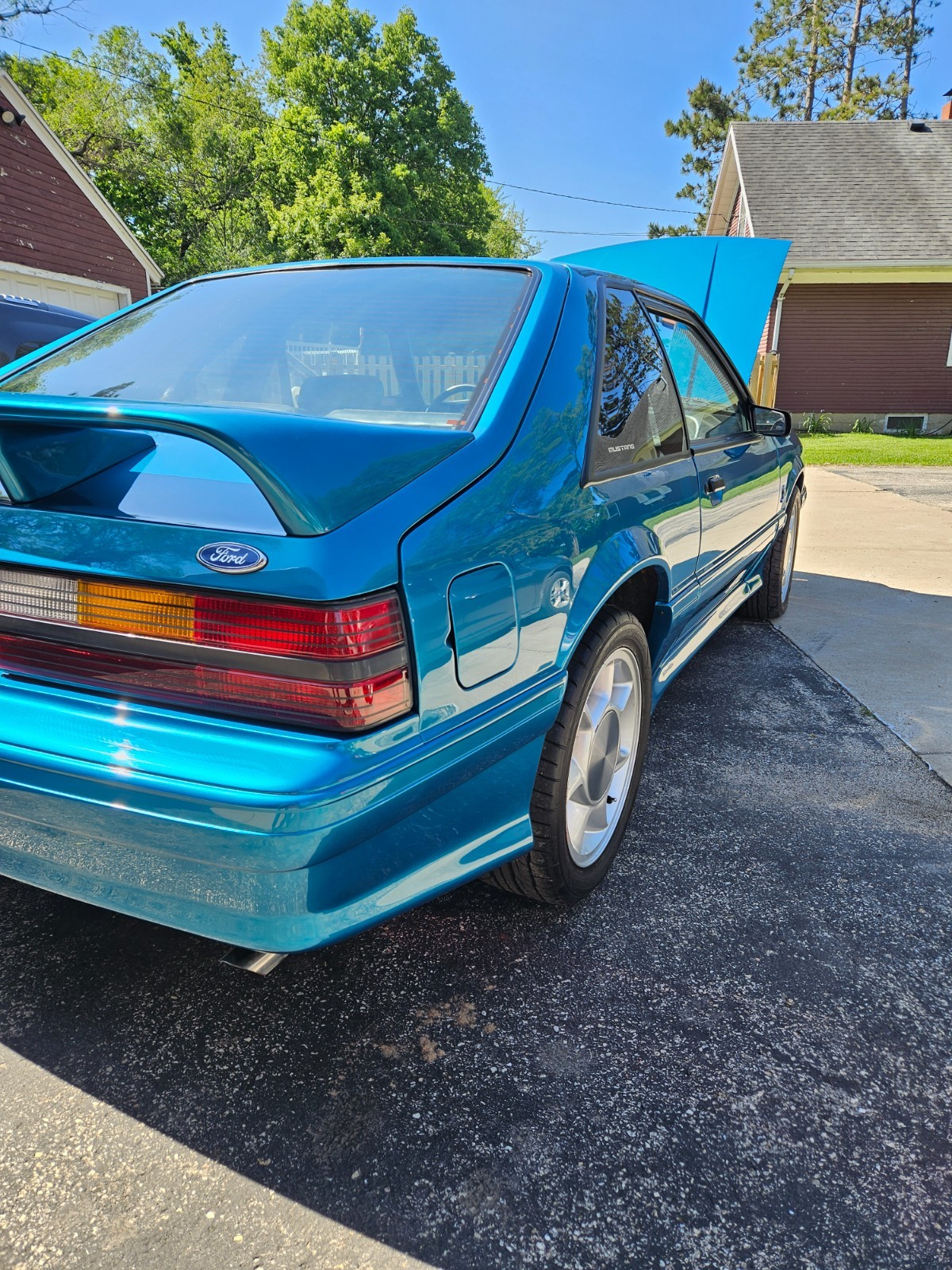 Ford-Mustang-1993-Hatchback-30