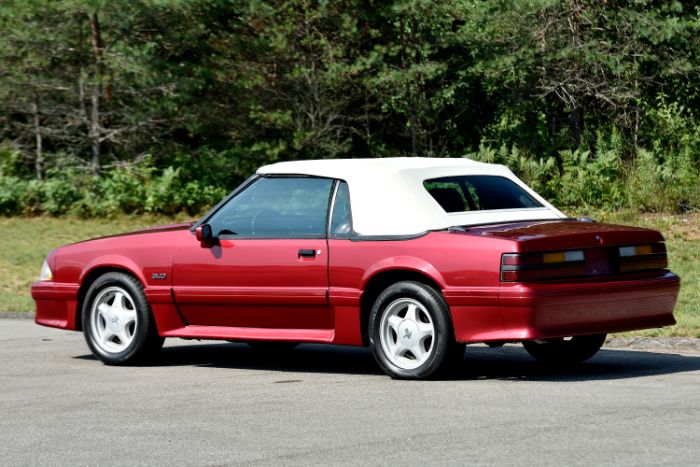 Ford-Mustang-1993-Red-19