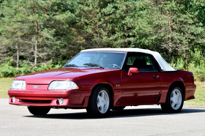 Ford-Mustang-1993-Red-4