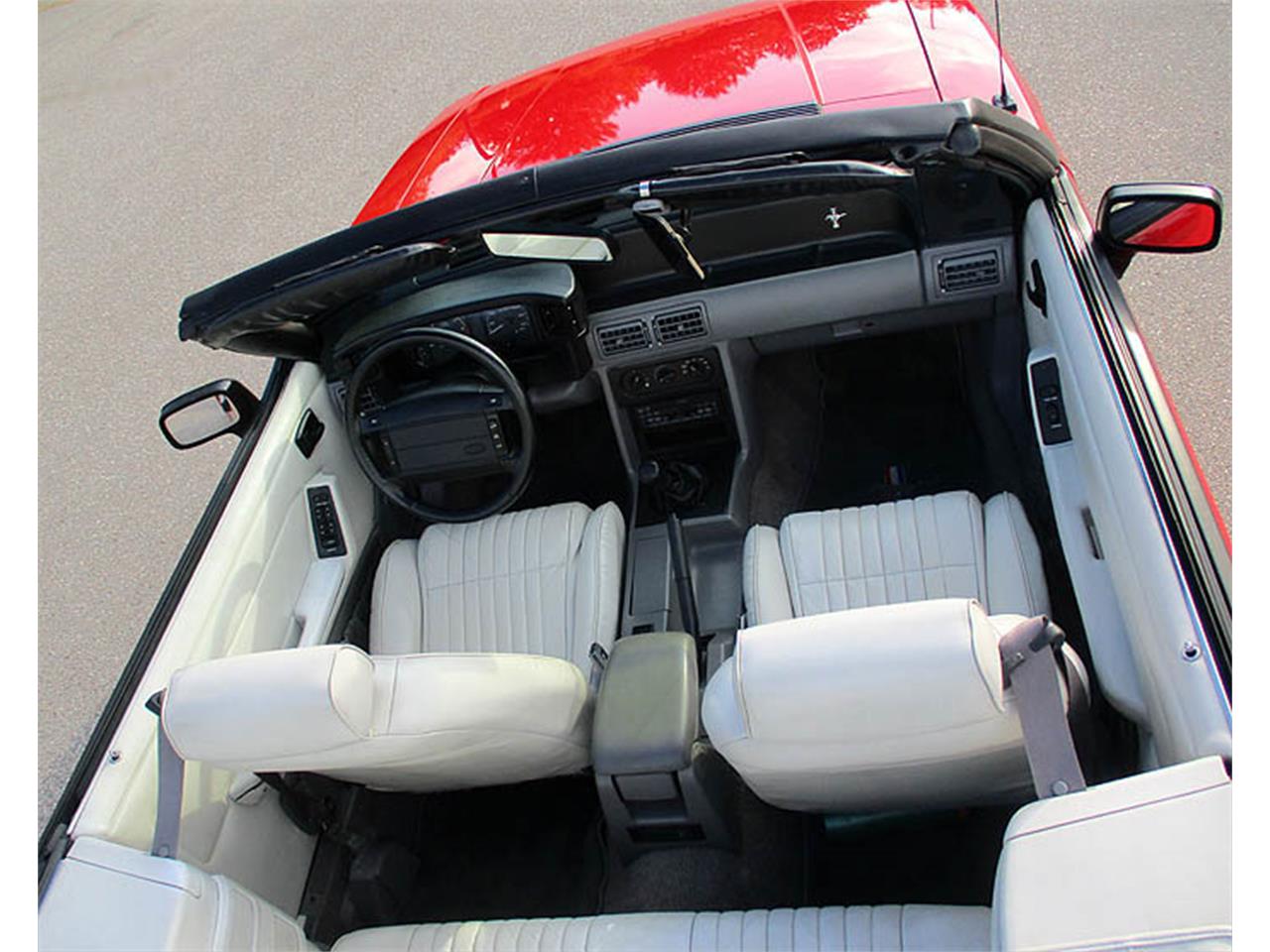 Ford-Mustang-1993-Red-White-32