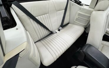 Ford-Mustang-1993-Vibrant-White-White-12