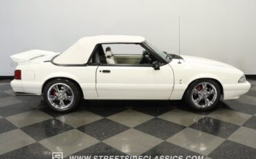 Ford-Mustang-1993-Vibrant-White-White-14