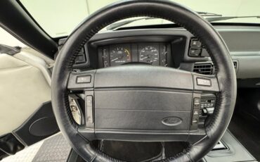 Ford-Mustang-1993-Vibrant-White-White-14