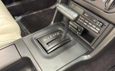 Ford-Mustang-1993-Vibrant-White-White-15