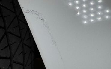 Ford-Mustang-1993-Vibrant-White-White-34