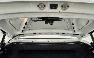 Ford-Mustang-1993-Vibrant-White-White-41