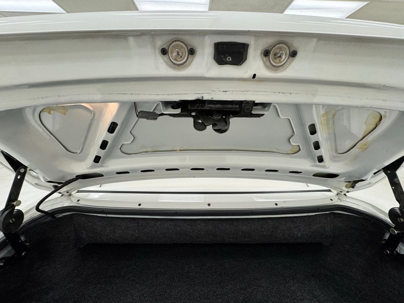 Ford-Mustang-1993-Vibrant-White-White-41