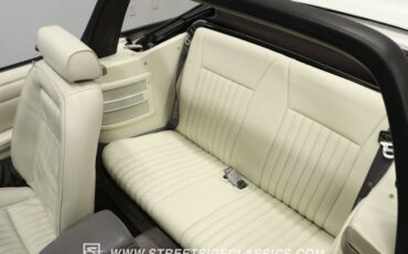 Ford-Mustang-1993-Vibrant-White-White-43