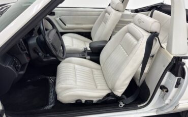 Ford-Mustang-1993-Vibrant-White-White-47