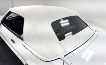 Ford-Mustang-1993-Vibrant-White-White-6