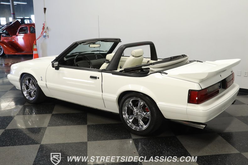 Ford-Mustang-1993-Vibrant-White-White-8