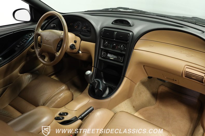 Ford-Mustang-1994-Black-Saddle-Leather-32