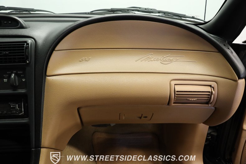 Ford-Mustang-1994-Black-Saddle-Leather-8