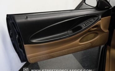 Ford-Mustang-1994-Ebony-Black-Saddle-leather-31