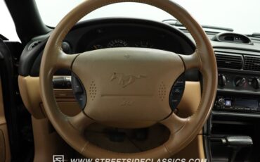 Ford-Mustang-1994-Ebony-Black-Saddle-leather-33