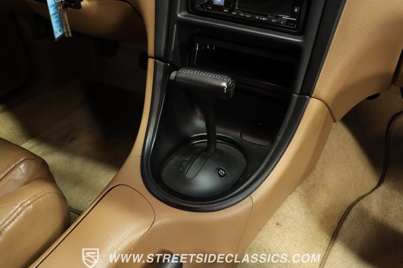 Ford-Mustang-1994-Ebony-Black-Saddle-leather-36