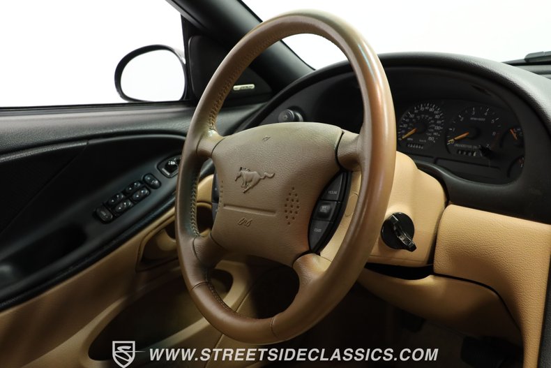 Ford-Mustang-1994-Ebony-Black-Saddle-leather-43