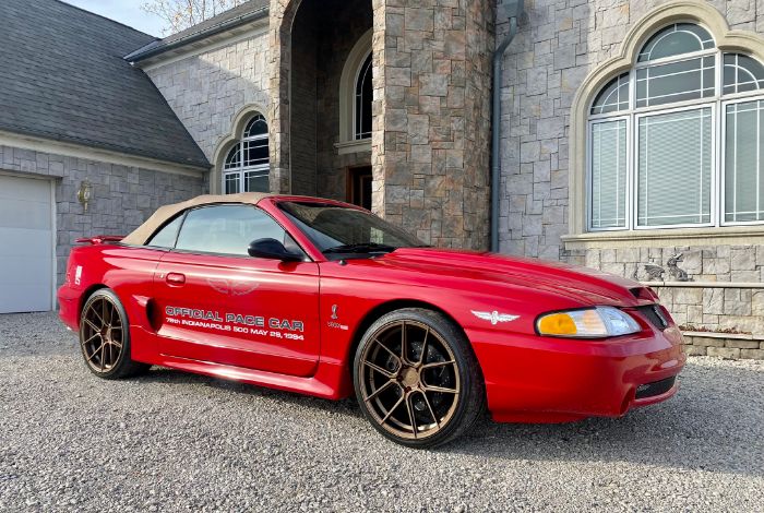 Ford-Mustang-1994-Red-Saddle-10