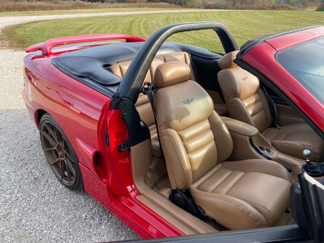 Ford-Mustang-1994-Red-Saddle-17