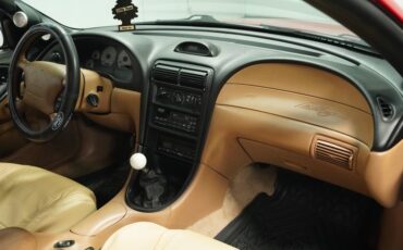 Ford-Mustang-1994-Rio-Red-Saddle-45