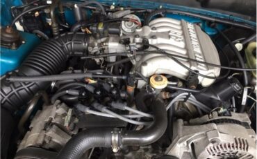 Ford-Mustang-1994-Teal-Plush-black-7