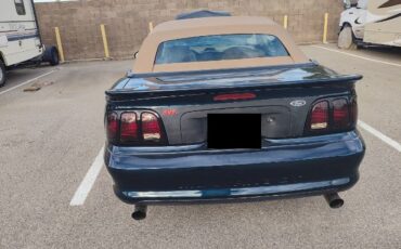 Ford-Mustang-1995-Dark-Forest-Green