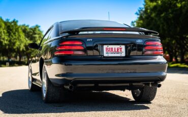 Ford-Mustang-Cobra-SVT-1994-12