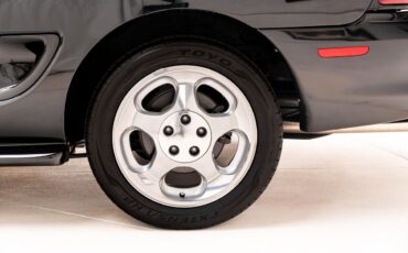 Ford-Mustang-Cobra-SVT-1994-33