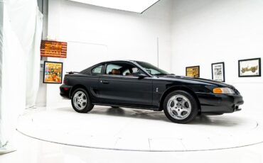 Ford-Mustang-Cobra-SVT-1994-7