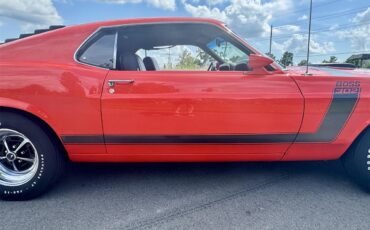 Ford-Mustang-boss-302-1970-Calypso-Coral-Black-31