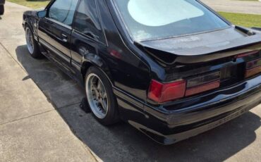 Ford-Mustang-gt-1988-black-3